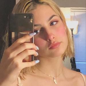 Meet your Posher, Laura-lee